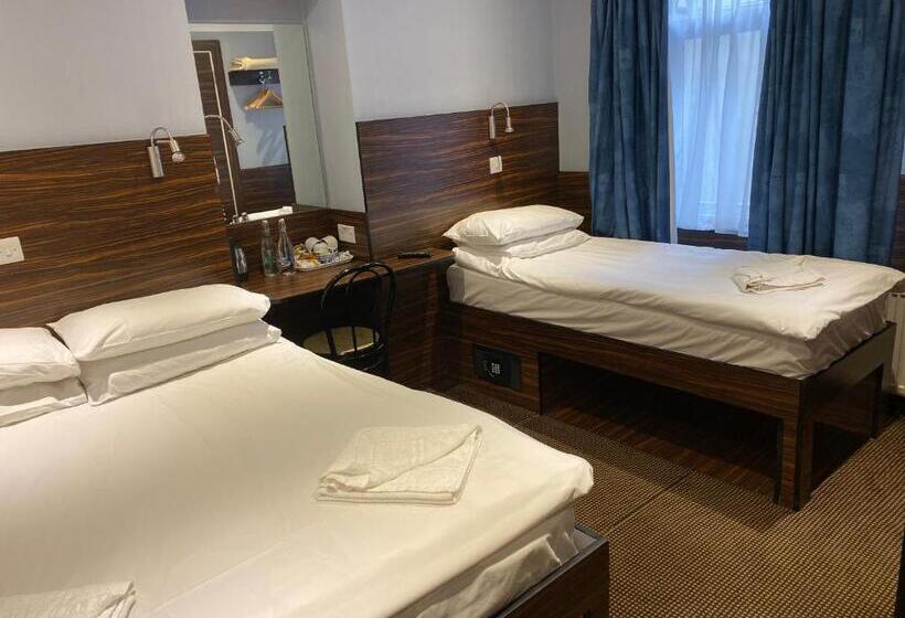 Номер Стандарт Трехместный, Crestfield