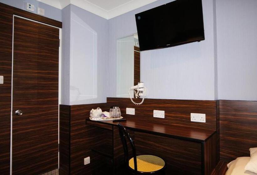 Четырехместный Номер Стандарт, Crestfield