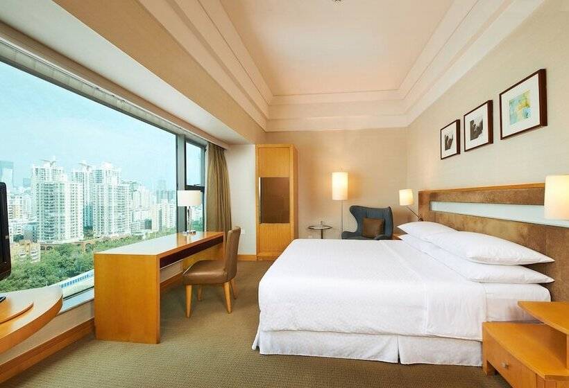 Люкс Superior, Four Points By Sheraton Shenzhen