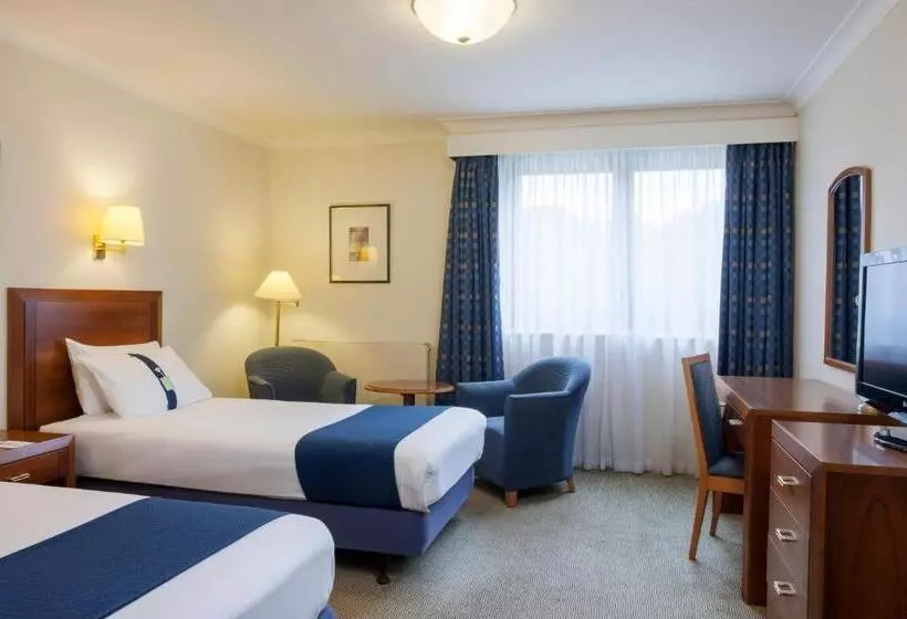 身障者適用スタンダードルーム, Holiday Inn Haydock, An Ihg
