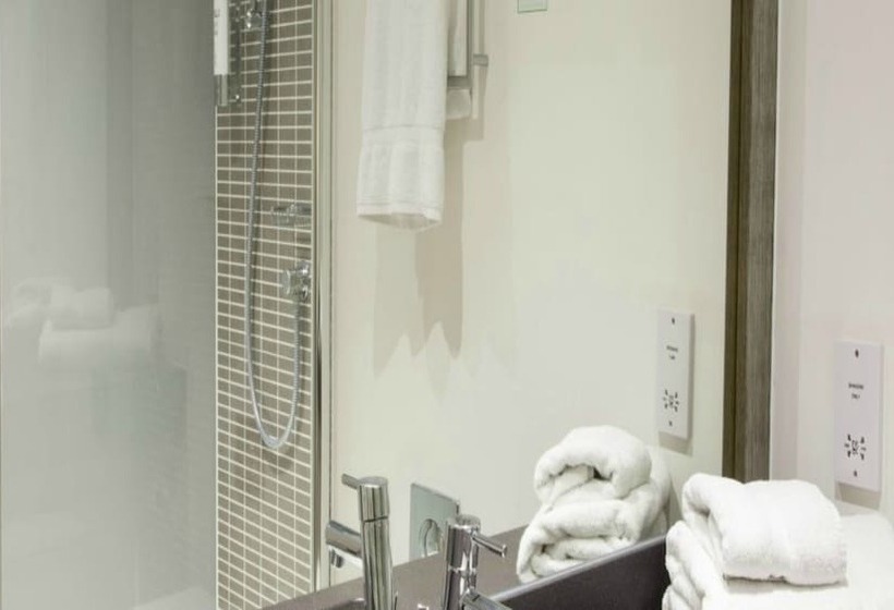 スタンダードルーム, Holiday Inn Rochester Chatham, An Ihg