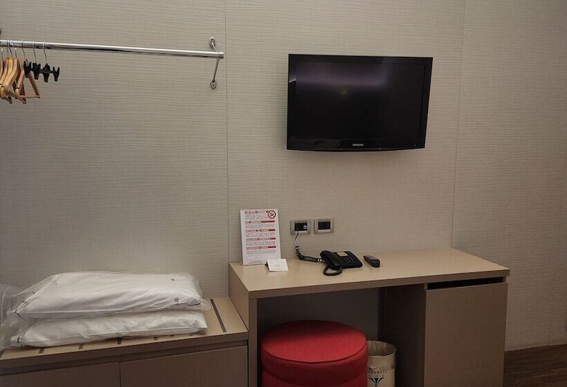 Habitació Economy, Bleis