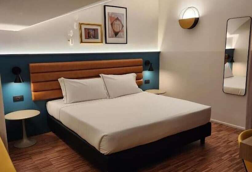 Habitació Triple Estàndard, Bleis