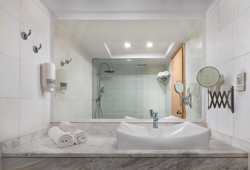 スイート（家族用）, Kresten Palace