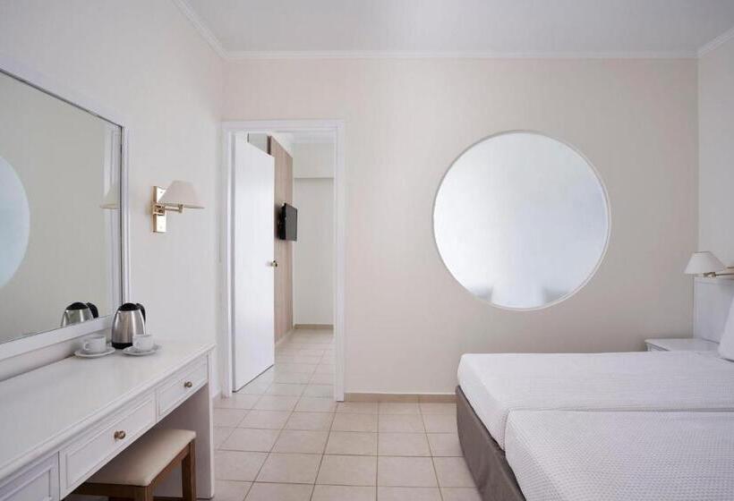 غرفة عائلية مطلّة علي الحديقة, Labranda Kiotari Miraluna Resort