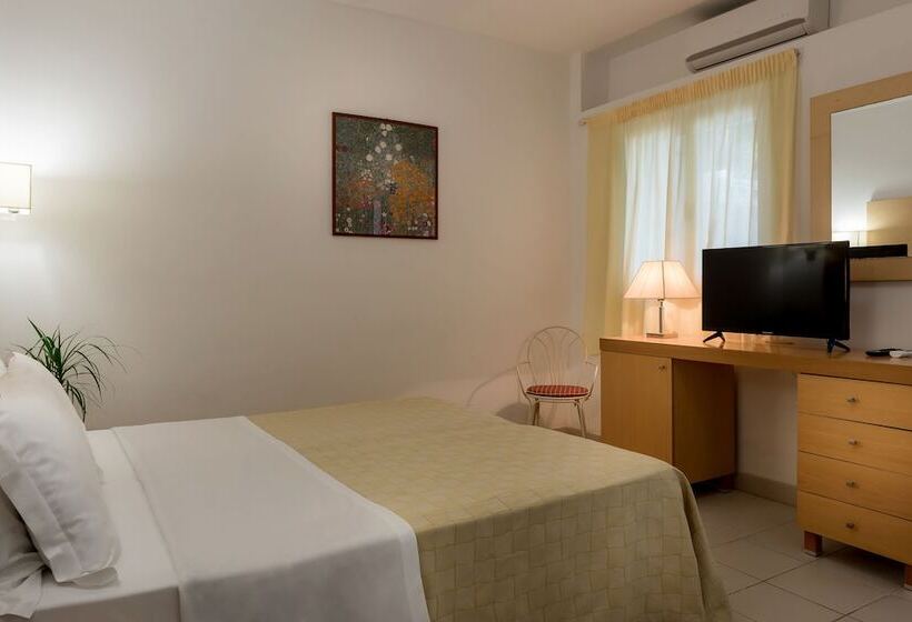 エコノミー４人部屋, Maritalia Hotel Club Village   All Inclusive