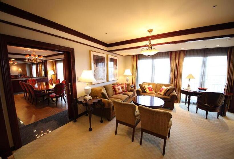 جناح مزود بجاكوزى, Mito Plaza