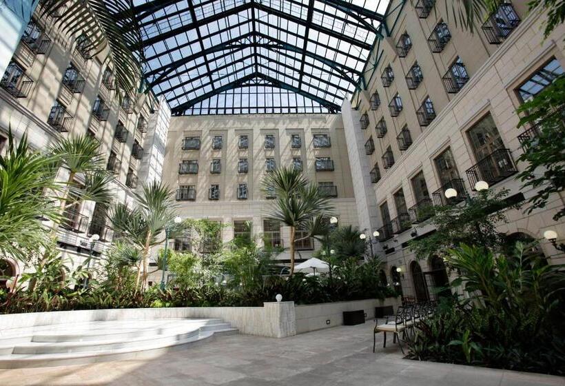 غرفة تنفيذية, Mito Plaza