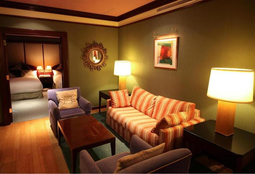 غرفة تنفيذية, Mito Plaza