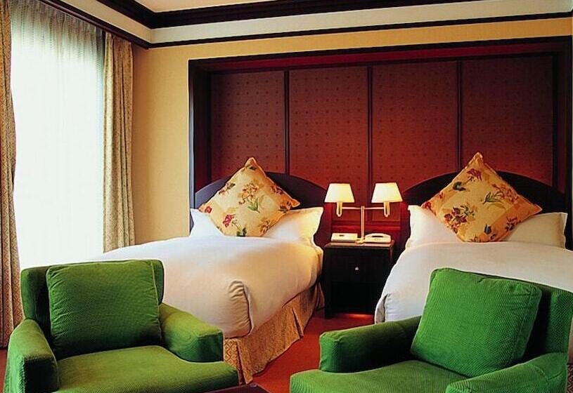 غرفة قياسية, Mito Plaza