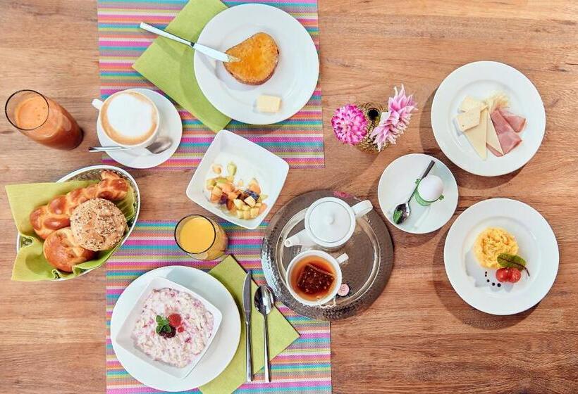 חדר סטנדרט עם מרפסת, National