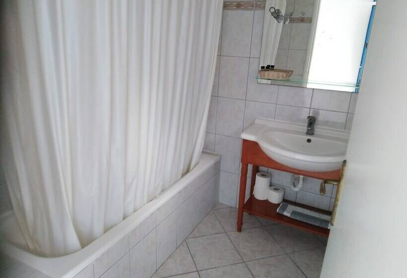 غرفة قياسية مطلّة علي البحر, New Grande Mare