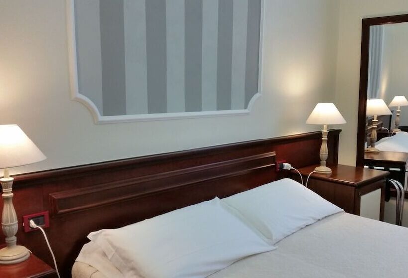 חדר קלאסי, Palazzo Pischedda