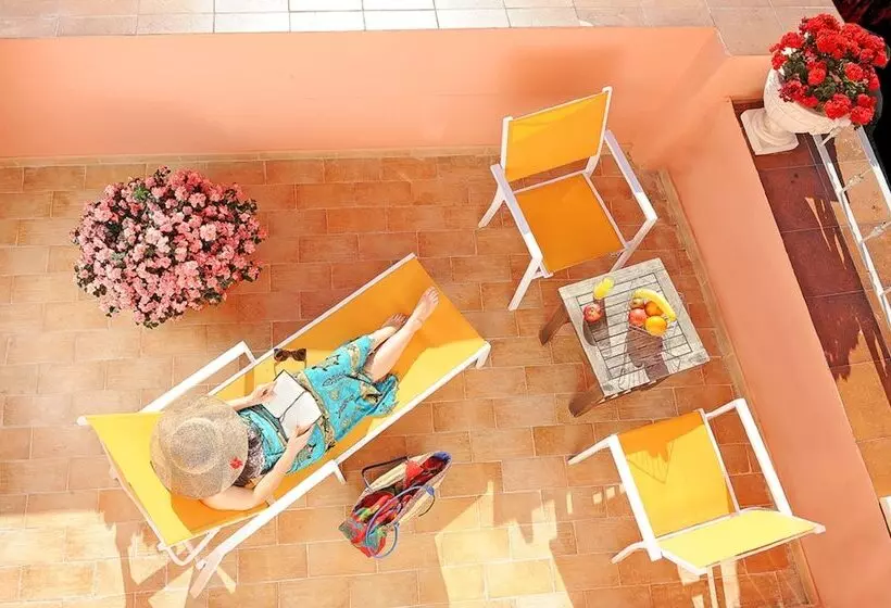 Superior Room with Terrace, Palazzo Pischedda