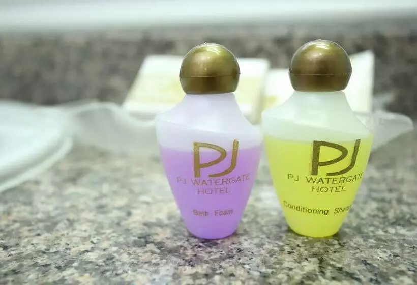 スタンダードルーム, Pj Watergate