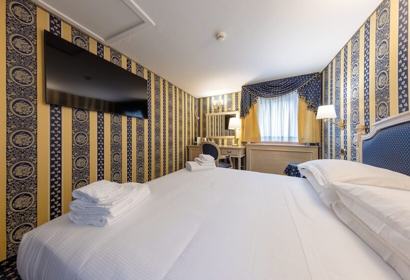 اتاق استاندارد, 312 Piazza San Marco