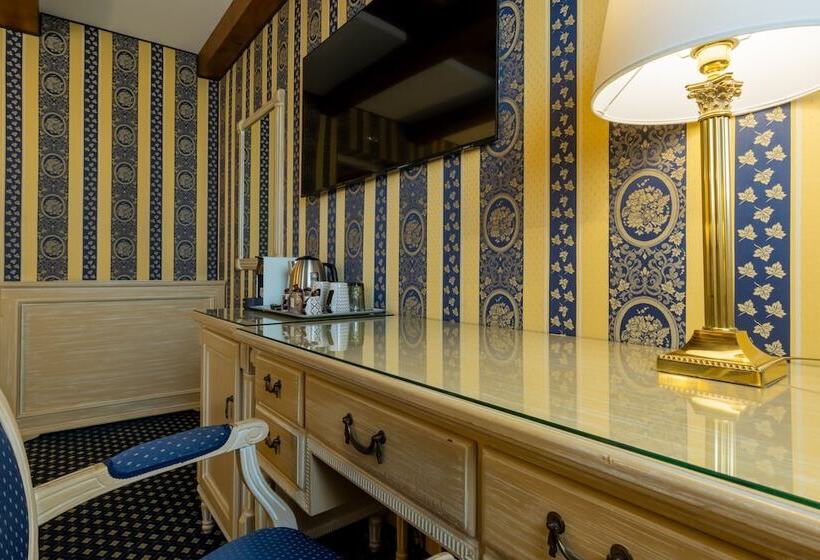 اتاق استاندارد, 312 Piazza San Marco