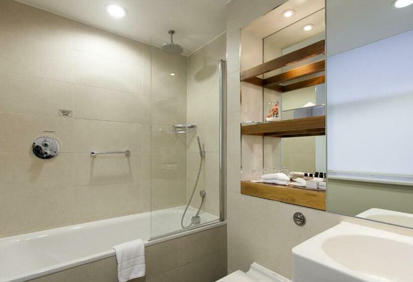 סוויטת ג'וניור, Thistle London Holborn