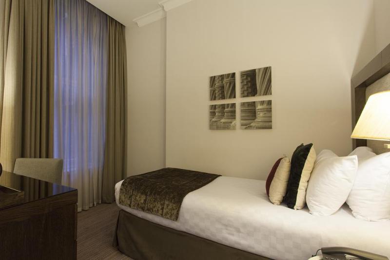 חדר סטנדרט יחיד, Thistle London Holborn
