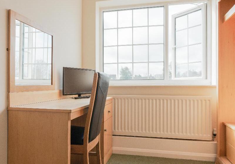 غرفة قياسية فردية, Shilton Inn