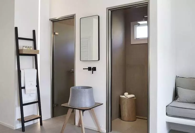 سوییت با چشمانداز باغ, Vencia Boutique