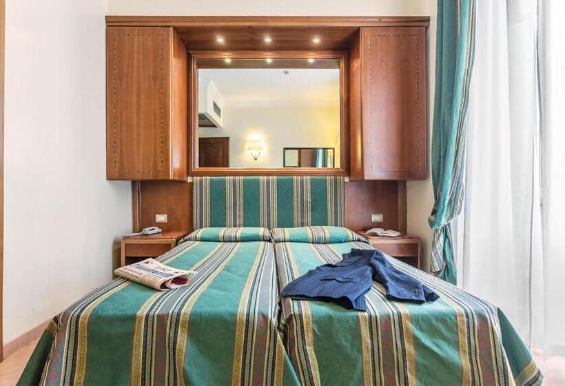 חדר אקונומי, Raeli Hotel Floridia