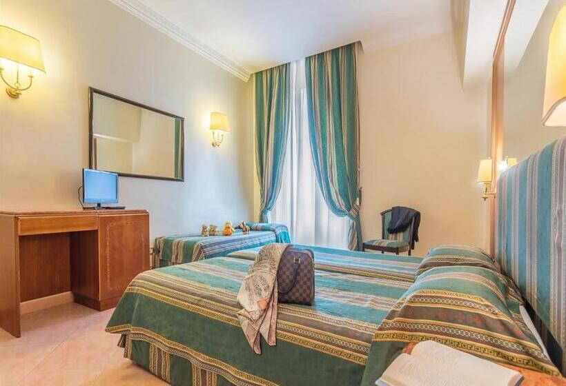 חדר סטנדרט לשלושה, Raeli Hotel Floridia