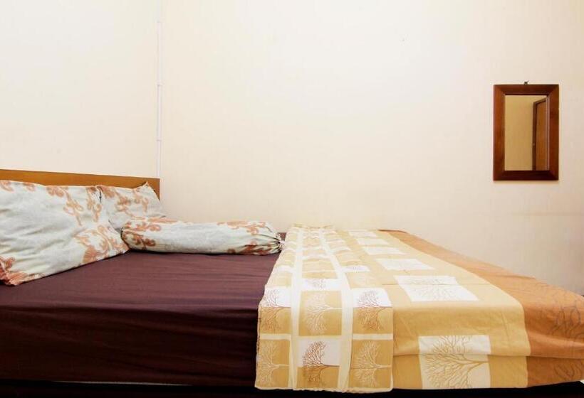 Номер Стандарт, Jj House Gejayan