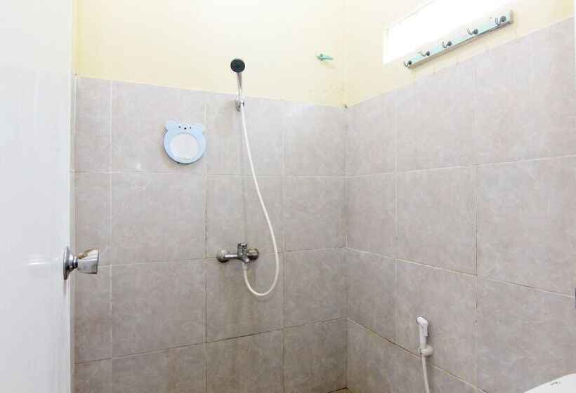 Номер Стандарт, Jj House Gejayan