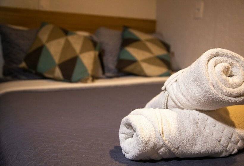 Pokój Rodzinny, Kalani Pousada