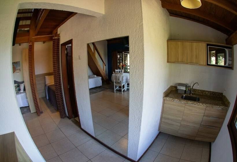 Pokój Rodzinny, Kalani Pousada