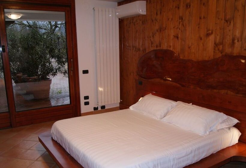 اتاق لوکس سه تخته, Resort Ninfea San Pellegrino Terme