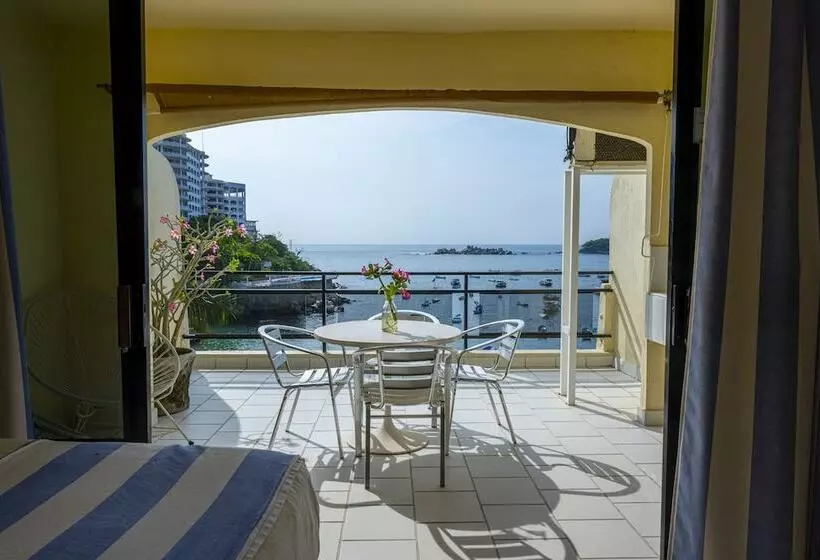 اتاق سوپریور با چشم‌انداز دریا, Acamar Beach Resort