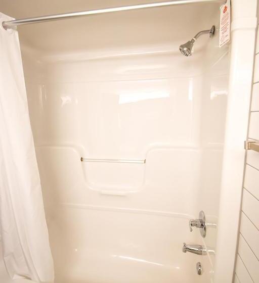 חדר דחוקס עם מיטת קינג, Canad Inns Destination Centre Club Regent Casino