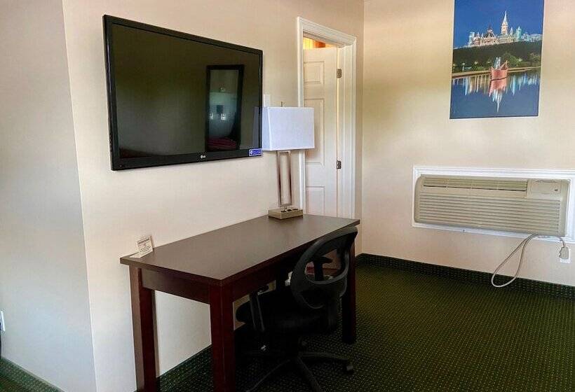 غرفه قياسيه سريرين مزدوجين, Colonial House Motor Inn