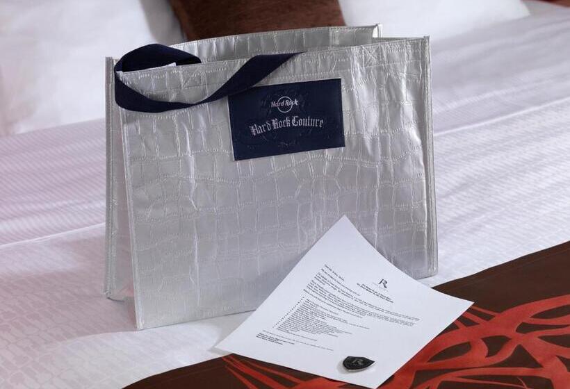 带大床的标准间, Hard Rock Hotel Vallarta All Inclusive