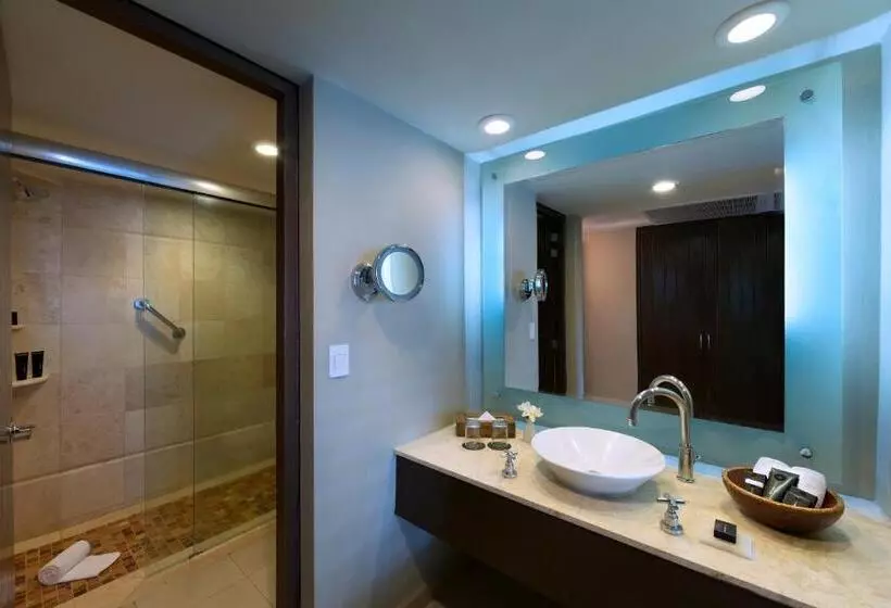 اتاق لوکس, Hard Rock Hotel Vallarta All Inclusive