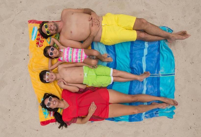 带大床的豪华间, Hard Rock Hotel Vallarta All Inclusive