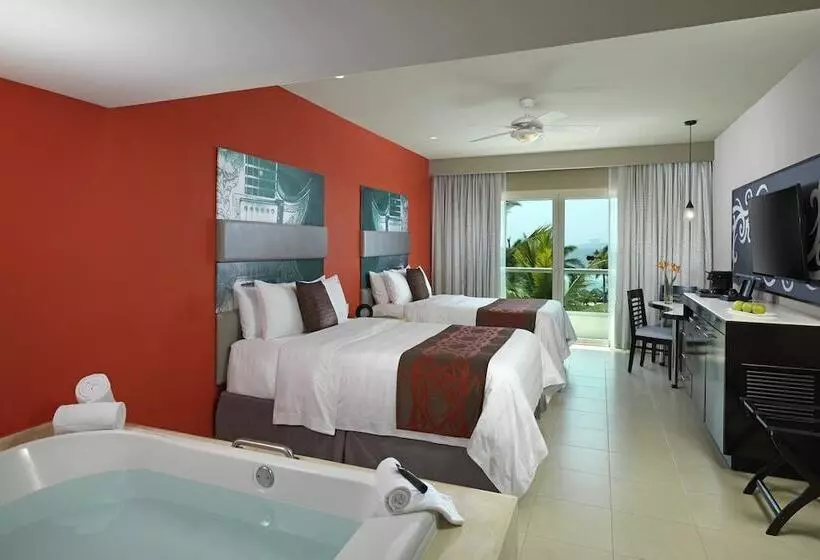 اتاق لوکس با چشمانداز دریا, Hard Rock Hotel Vallarta All Inclusive