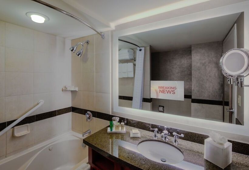 غرفه قياسيه سريرين مزدوجين, Hilton Virginia Beach Oceanfront