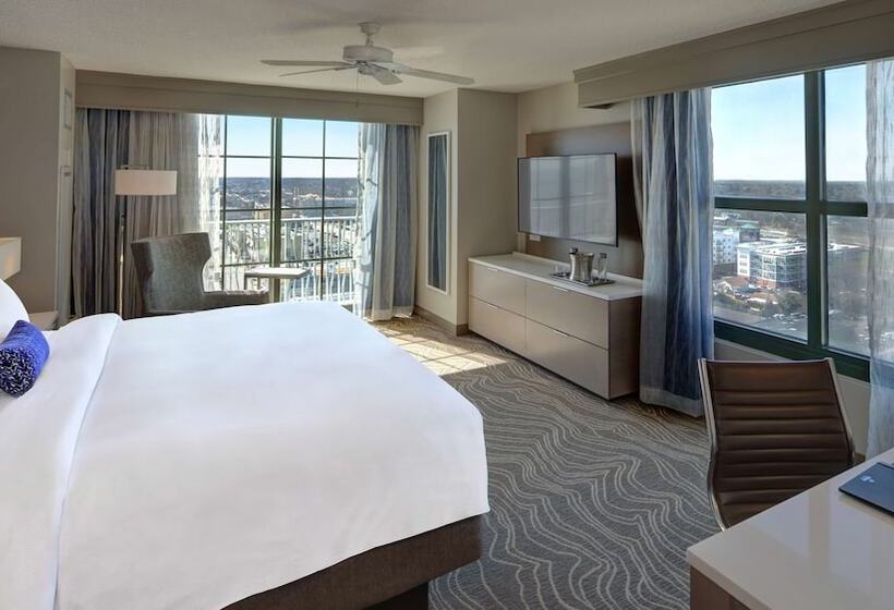 غرفة سوبيريور مطلة على المدينة, Hilton Virginia Beach Oceanfront