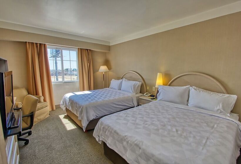 스탠다드 룸 더블 침대 2개, Holiday Inn Leon Convention Center, An Ihg