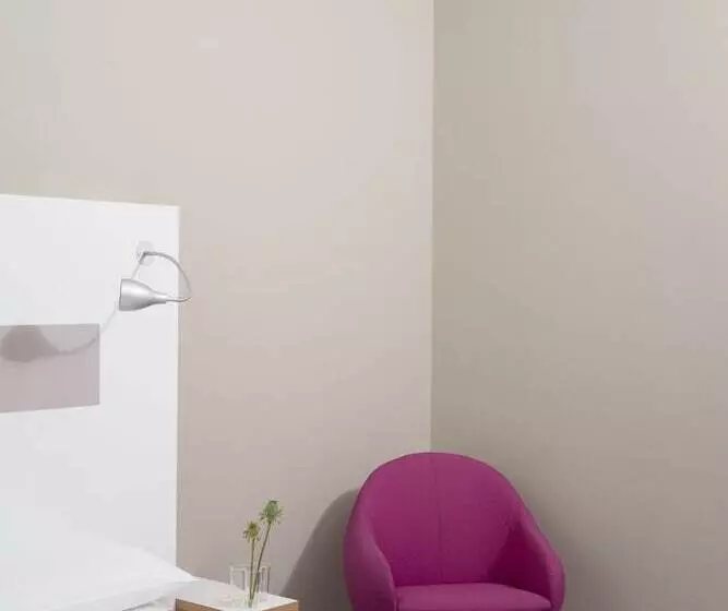 Comfort Single Room, Ku Damm 101