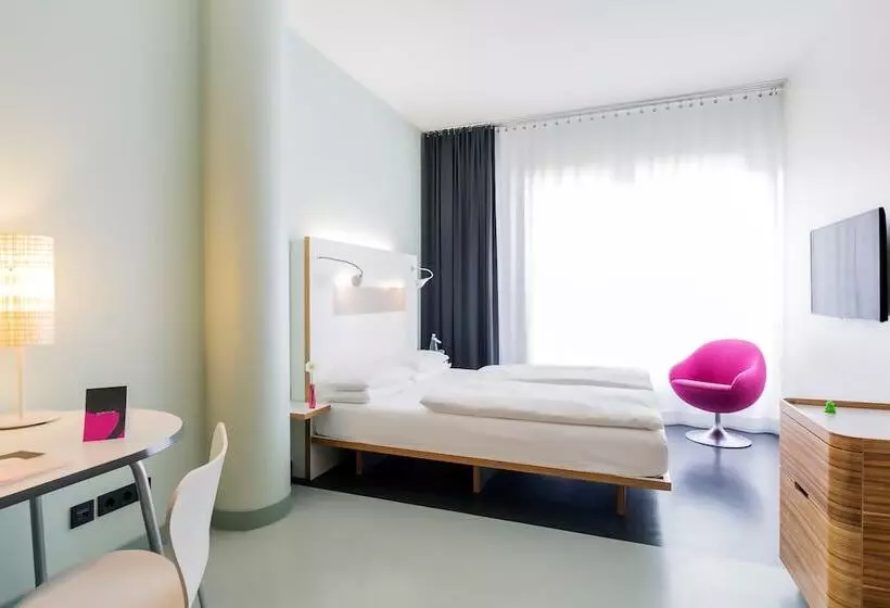 Comfort Room, Ku Damm 101