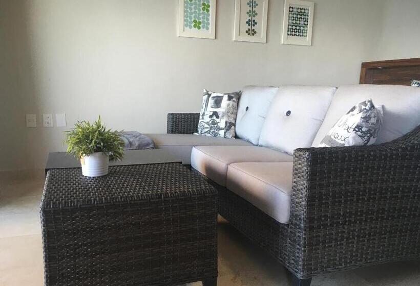 キングサイズベッドのスイートルーム, Los Tules