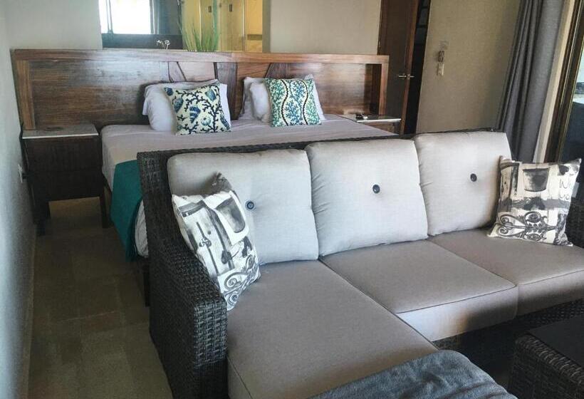 キングサイズベッドのスイートルーム, Los Tules