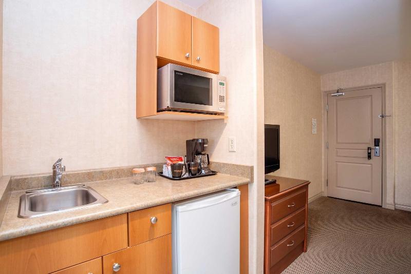 Люкс Кровать Кинг, Sandman Hotel & Suites Regina