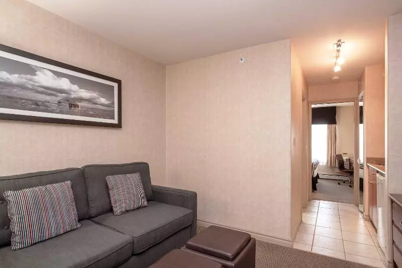 سوئیت با تخت بزرگ, Sandman Hotel & Suites Regina