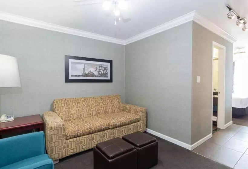 سوئیت با تخت بزرگ, Sandman Hotel Red Deer