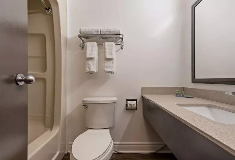 ２ダブルベッドのスタンダードルーム, Surestay Hotel By Best Western Kemptville